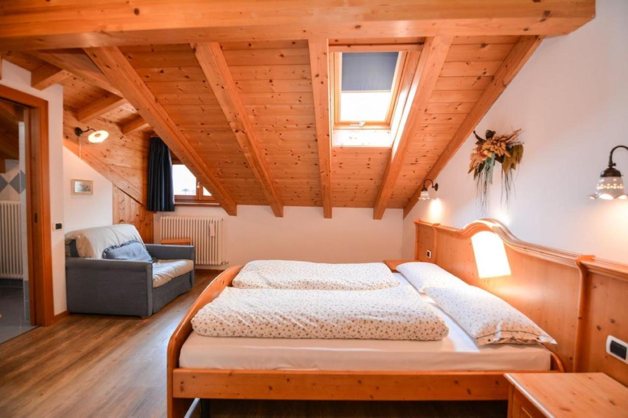 Room & Breakfast Ca Mea Dina เบซเซ็กกา ภายนอก รูปภาพ